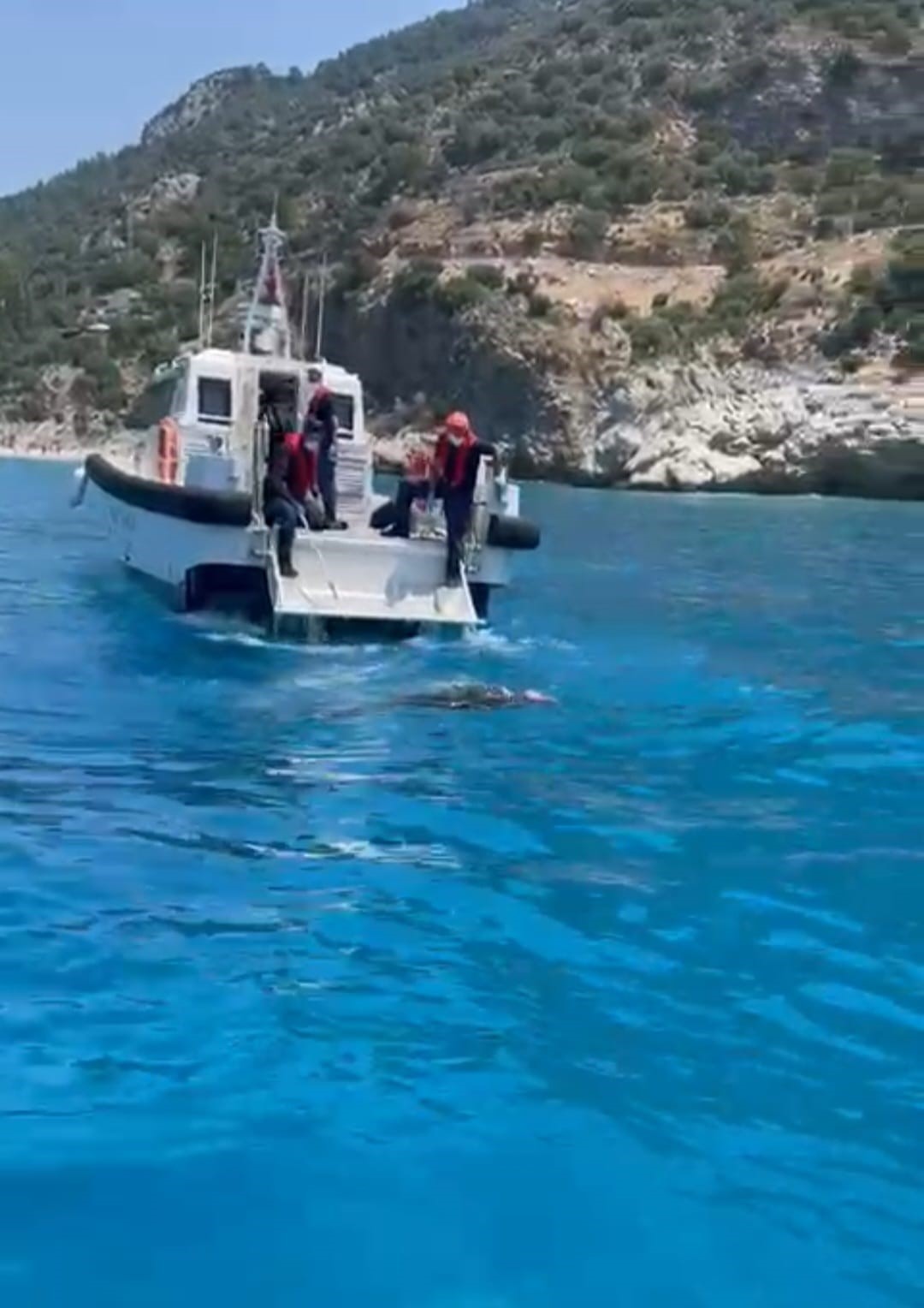 Zıpkınla balık avlamak i&ccedil;in denize dalan şahsın cesedi bulundu
