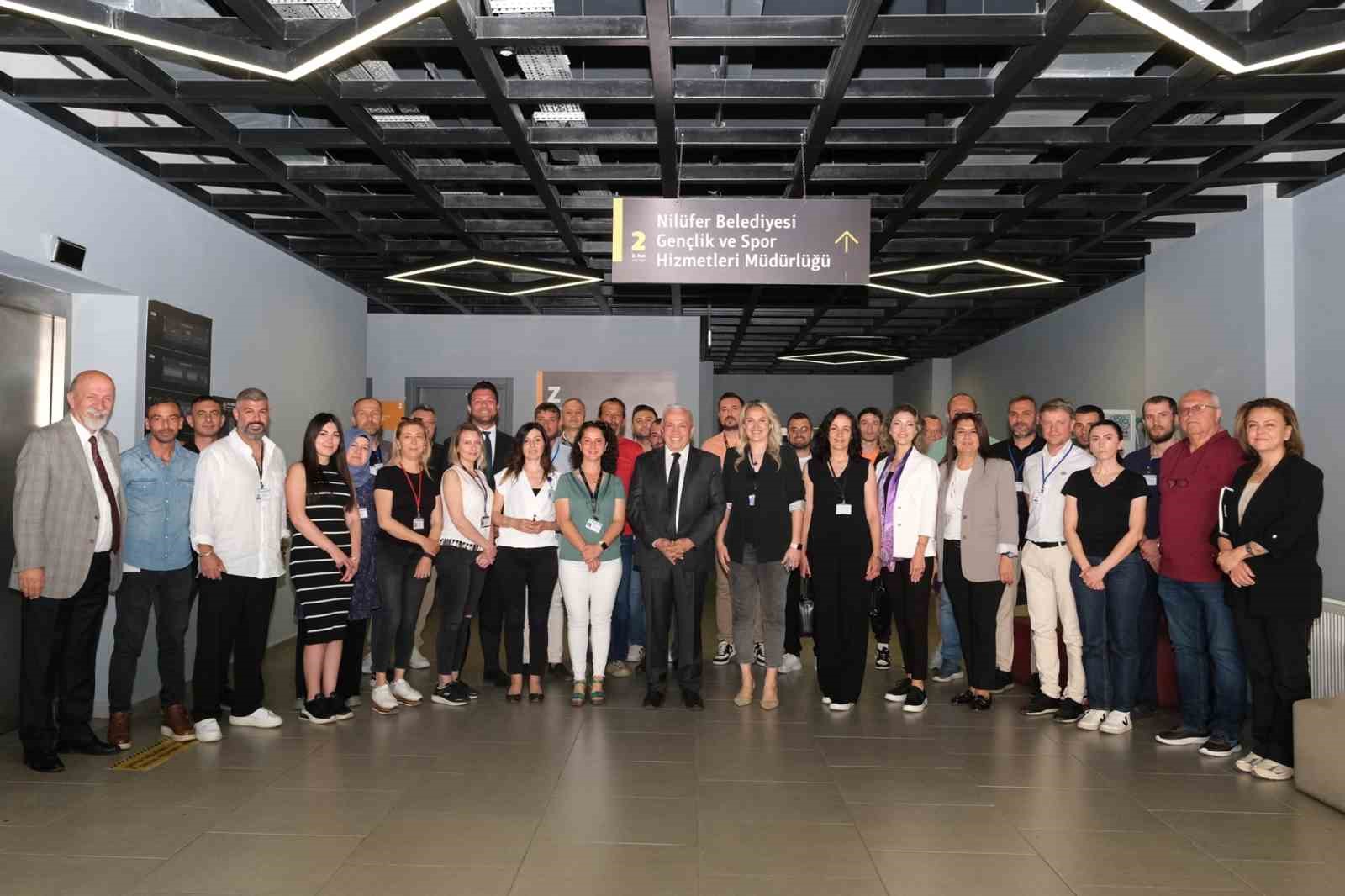 Nilüfer Belediyesi çalışanları bayramlaştı