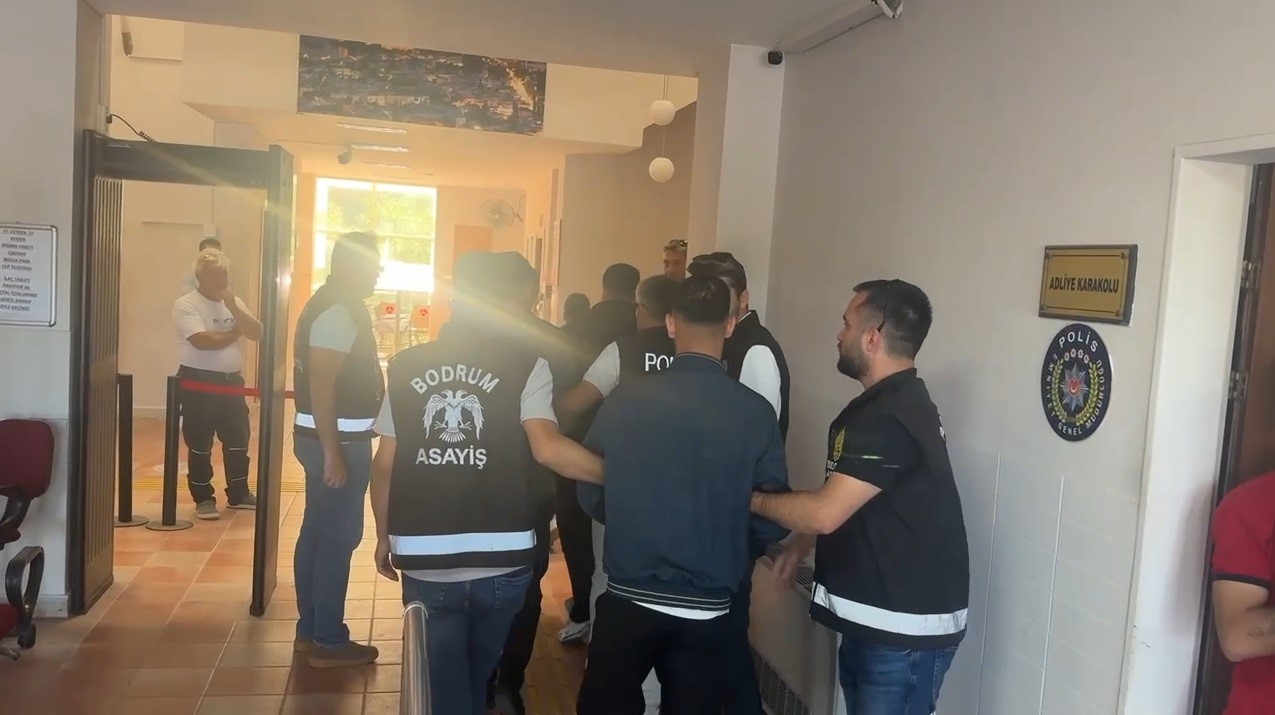 Bodrum&rsquo;da 40 milyonluk dolandırıcılık operasyonu
