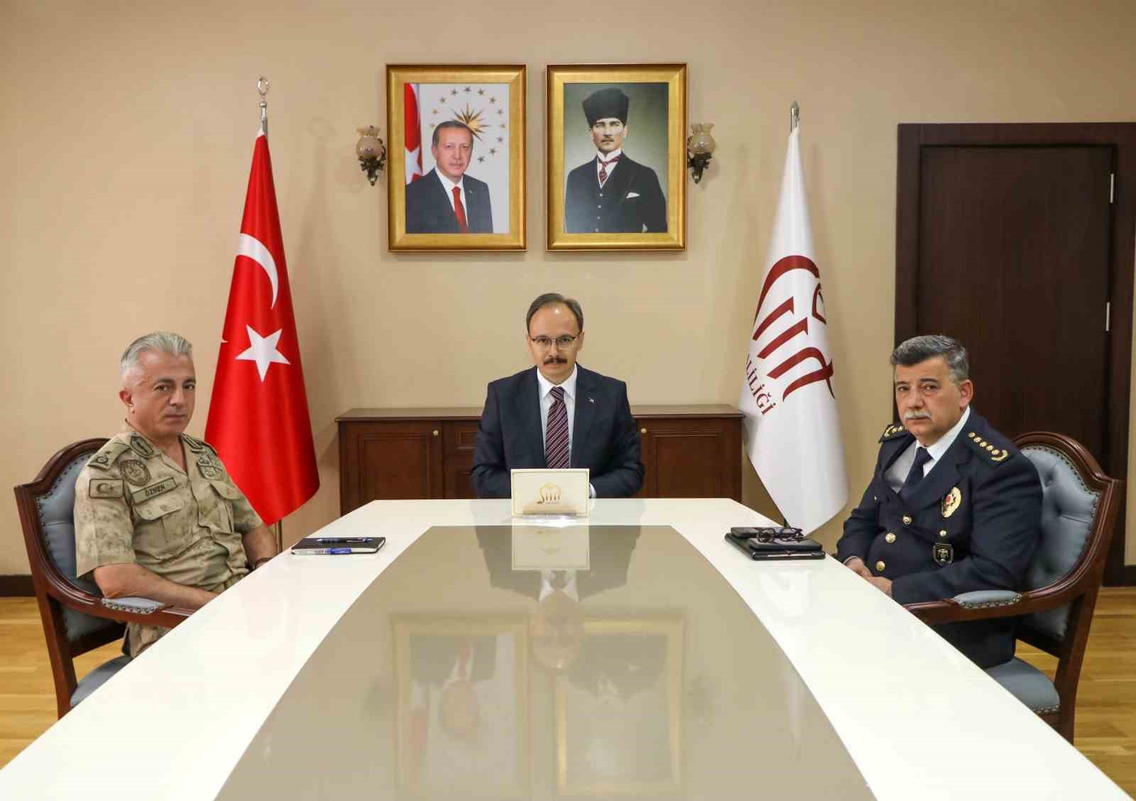 Siirt’te mayıs ayı güvenlik ve asayiş toplantısı yapıldı