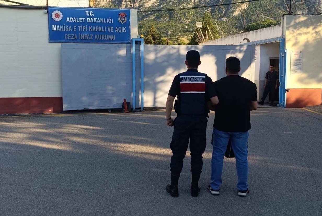 Manisa’da FETÖ üyesi aranan şahıs yakalandı