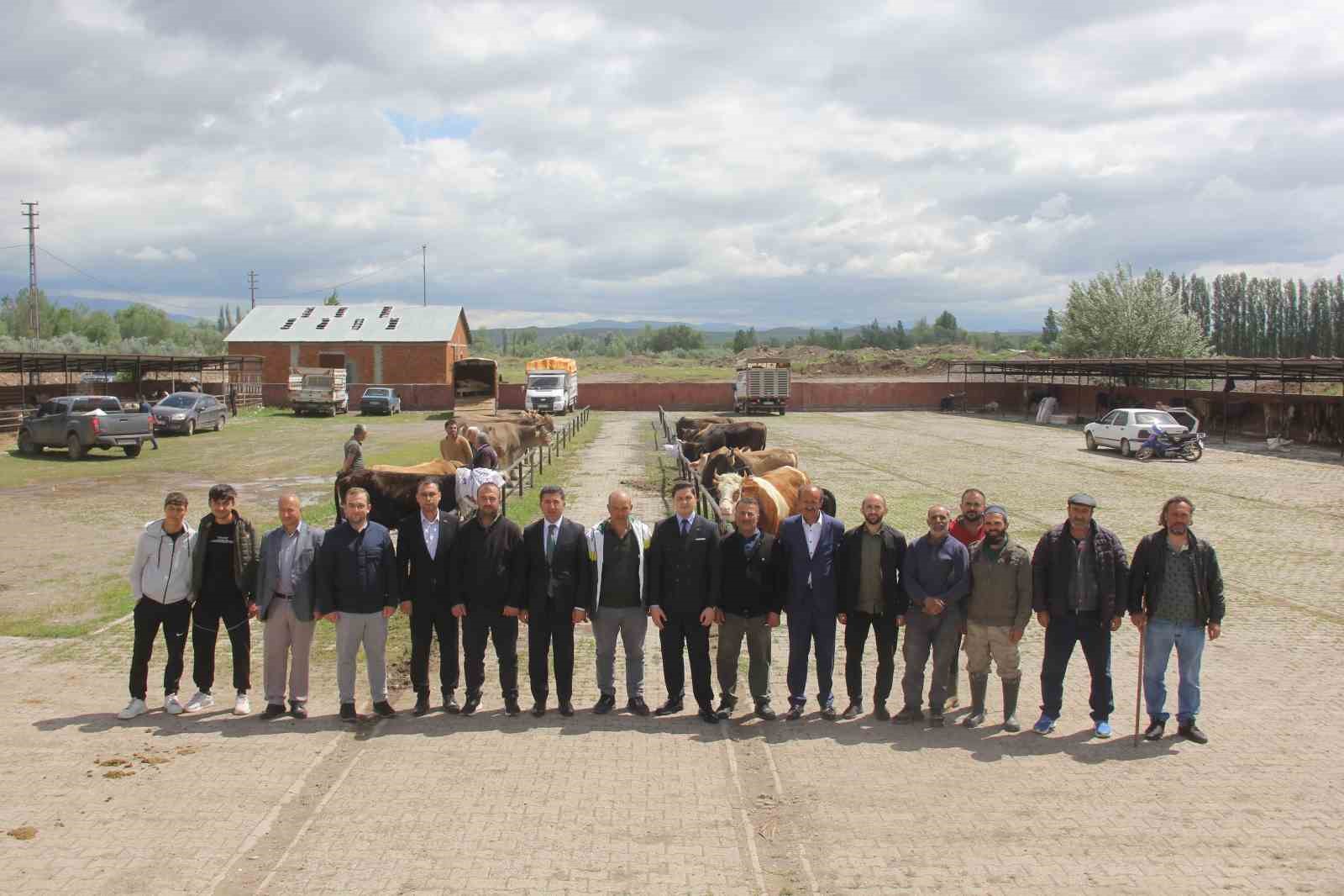 Zara&rsquo;da kurbanlık pazarında durgunluk
