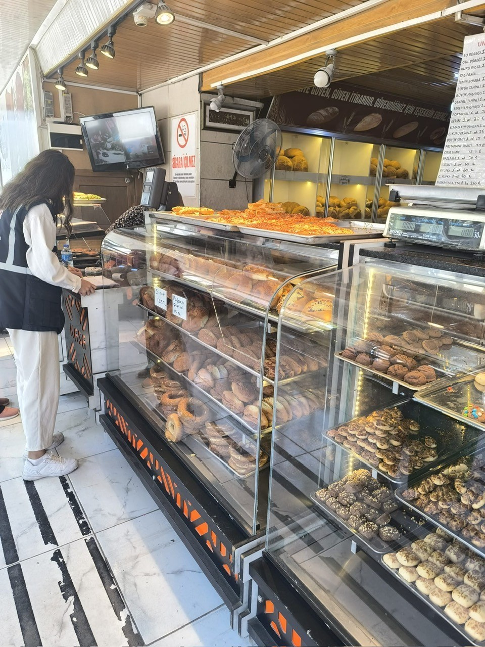 Burdur’da bayram öncesi 151 işletmede denetim yapıldı, 7 firmaya 22 bin TL ceza kesildi