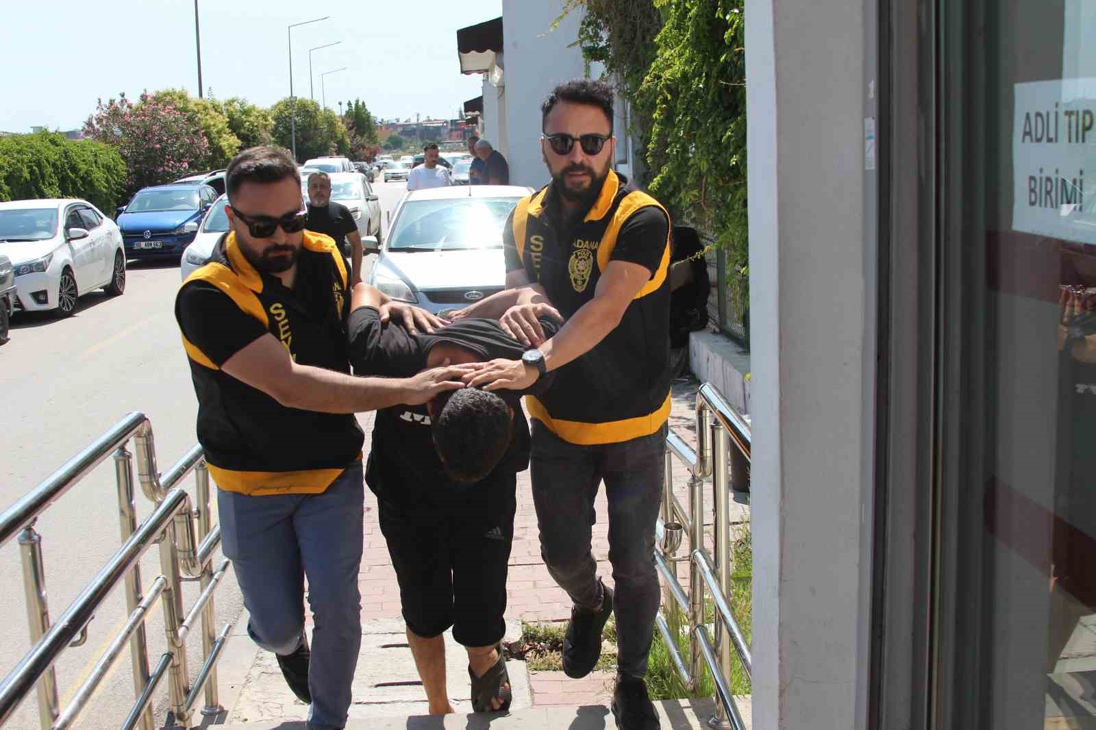 Ters yöne girip kadın sürücüye küfretmişti: "El kol yaptı, tahrik etti" savunması yaptı