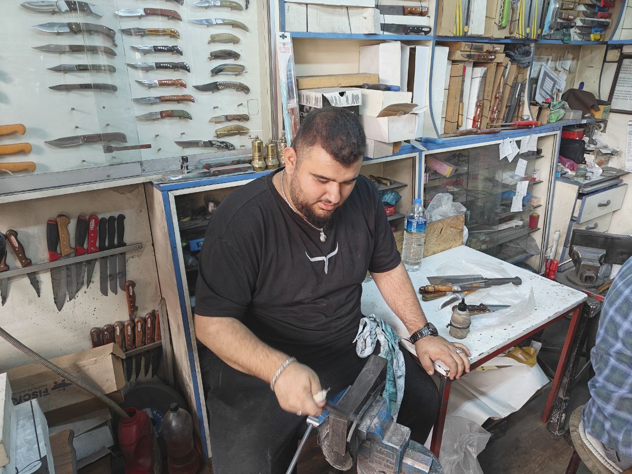 Bıçakçılarda ve baharatçılarda bayram yoğunluğu