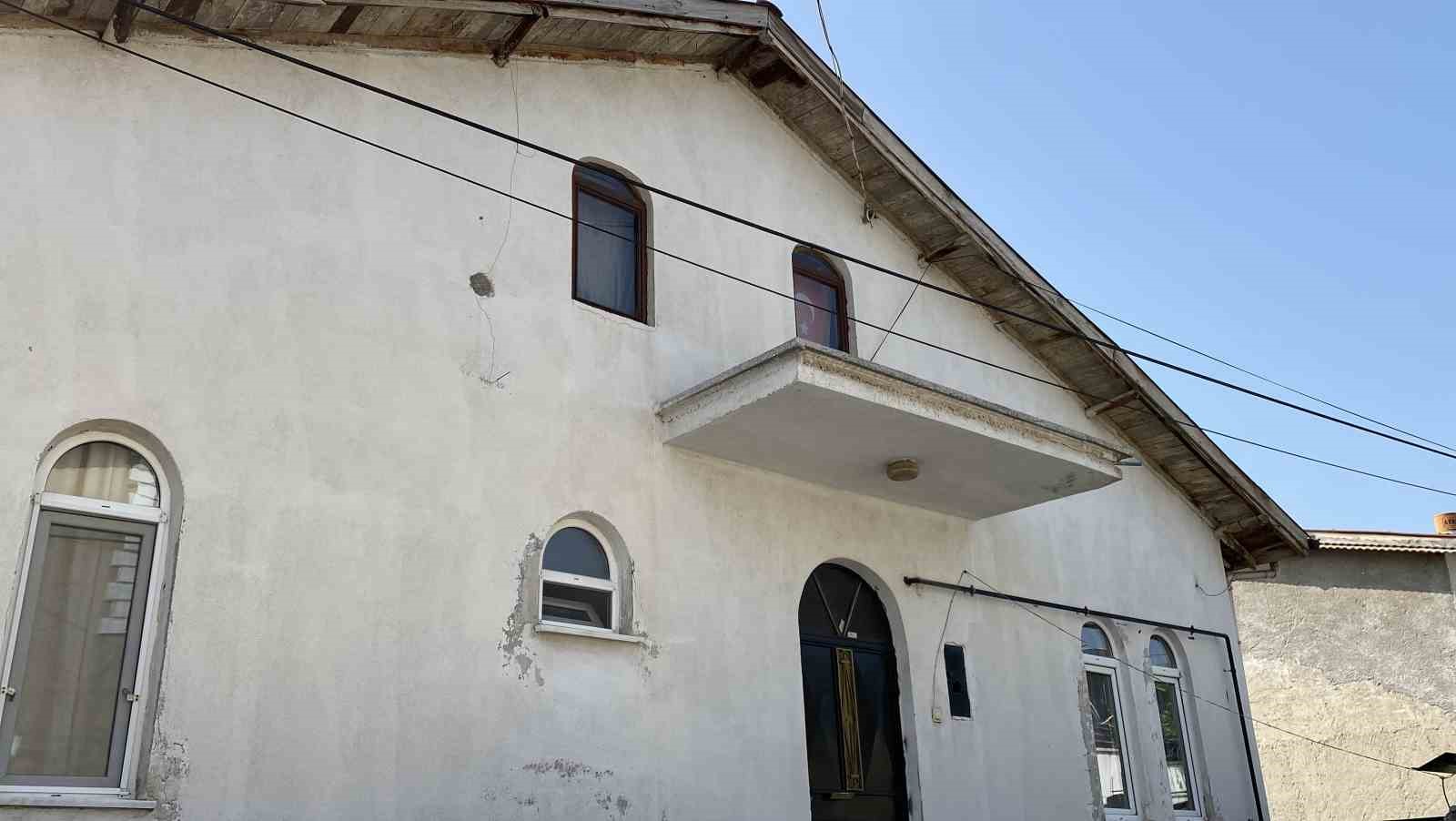 Konya’da yüksekten düşen 64 yaşındaki adam hayatını kaybetti