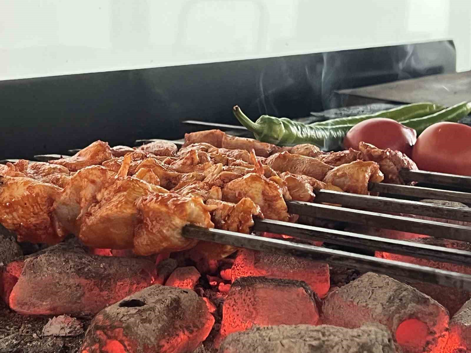 Uzmanlardan ilk gün et tüketimi ve saklanması ile ilgili tavsiyeler