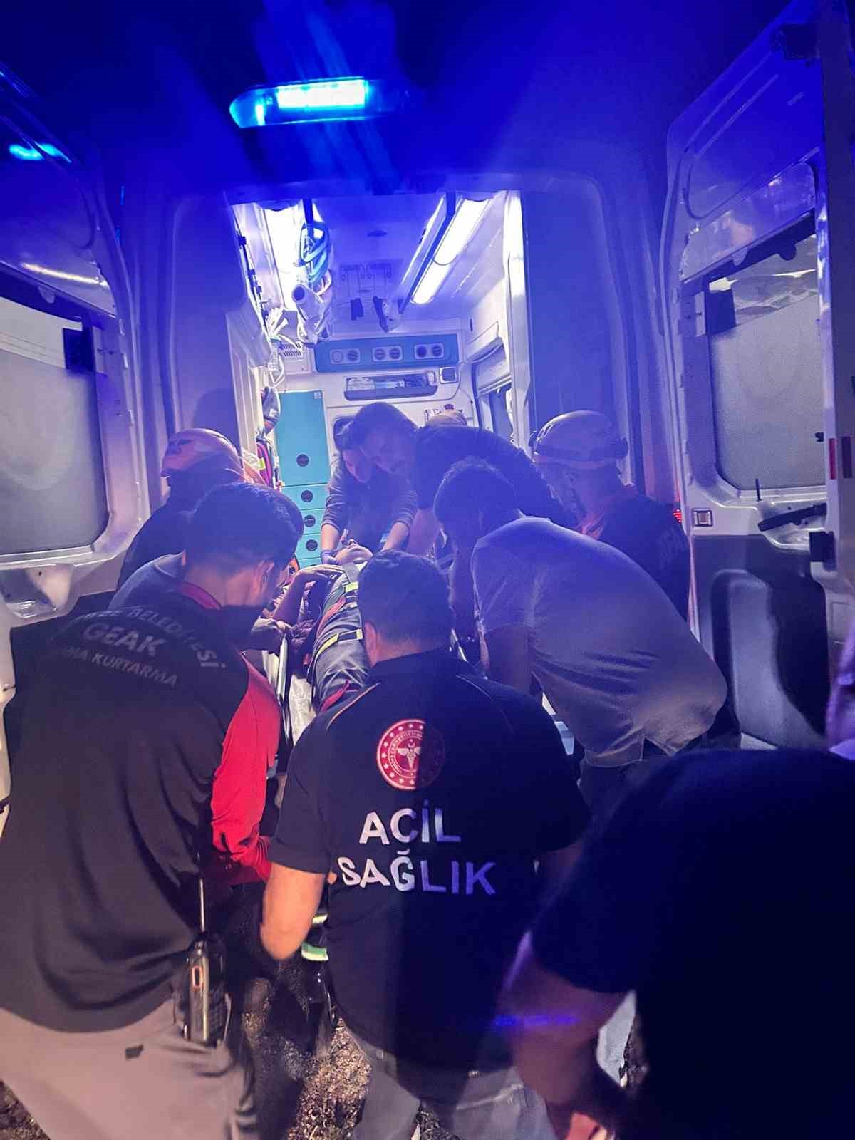 Ormanlık alanda kaybolan gen&ccedil; yarı baygın halde bulundu
