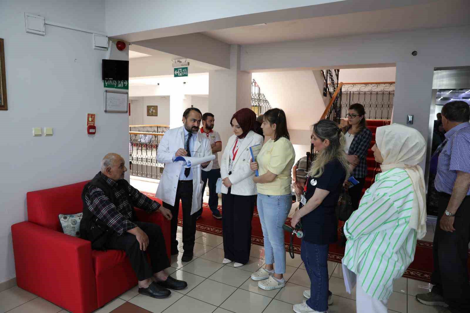 80 yaş üstü ile yatağa bağımlı hastalar için reçete ve rapor kolaylığı