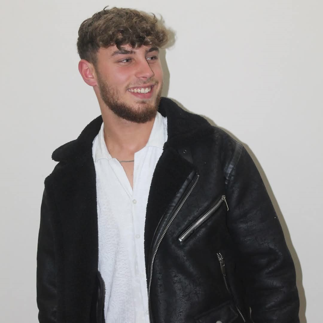 Otomobil tali yola d&ouml;nmek isterken motosikletle &ccedil;arpıştı: 2 &ouml;l&uuml;
