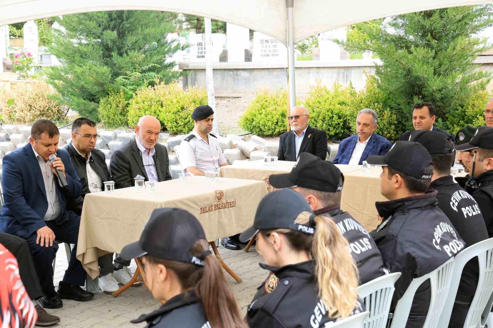 Talas’ta şehitlere bayram anması