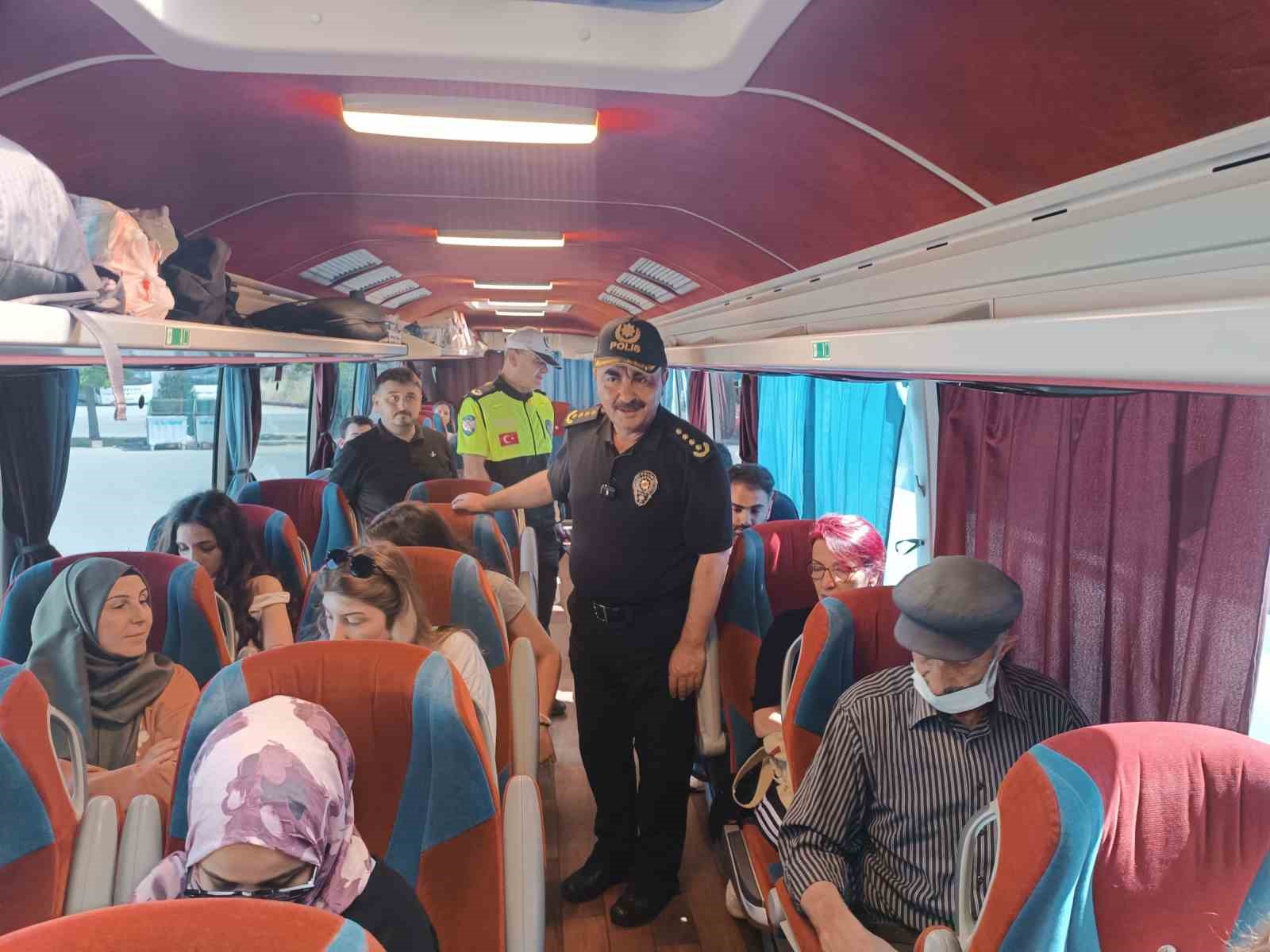 Samsun’da yolcu otobüslerinde emniyet kemeri denetimi