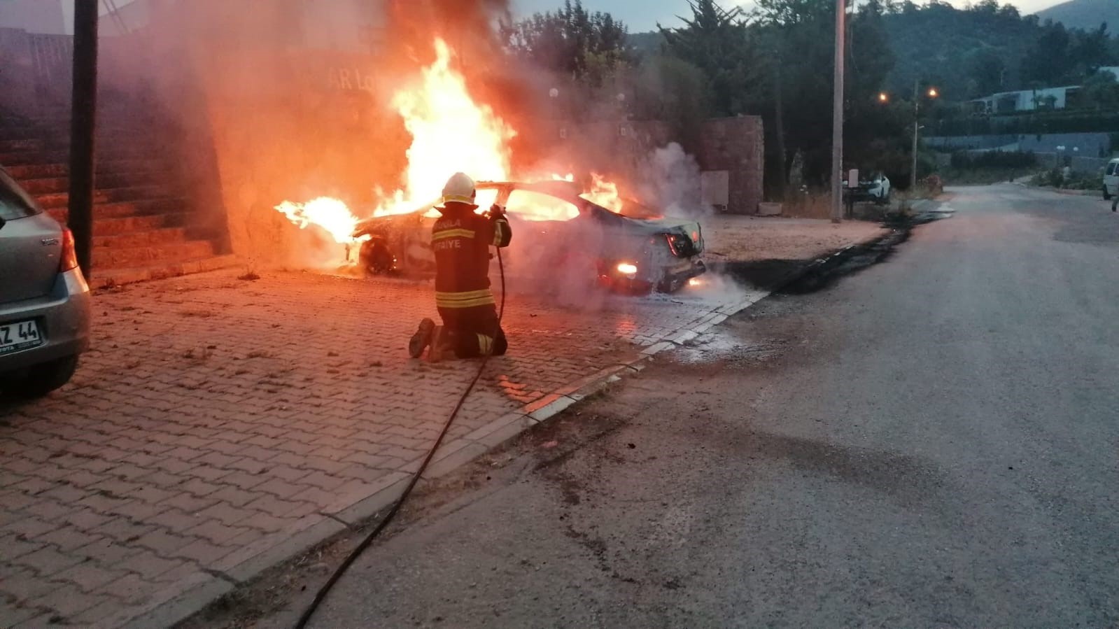 Muğla Büyükşehir İtfaiyesi’nden Bayram Uyarısı: Yangın ve kaza riskine dikkat

