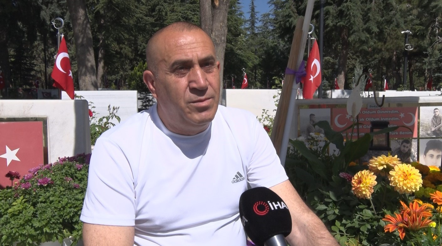 Kurban Bayramı arifesinde şehit yakınlarından kabir ziyareti
