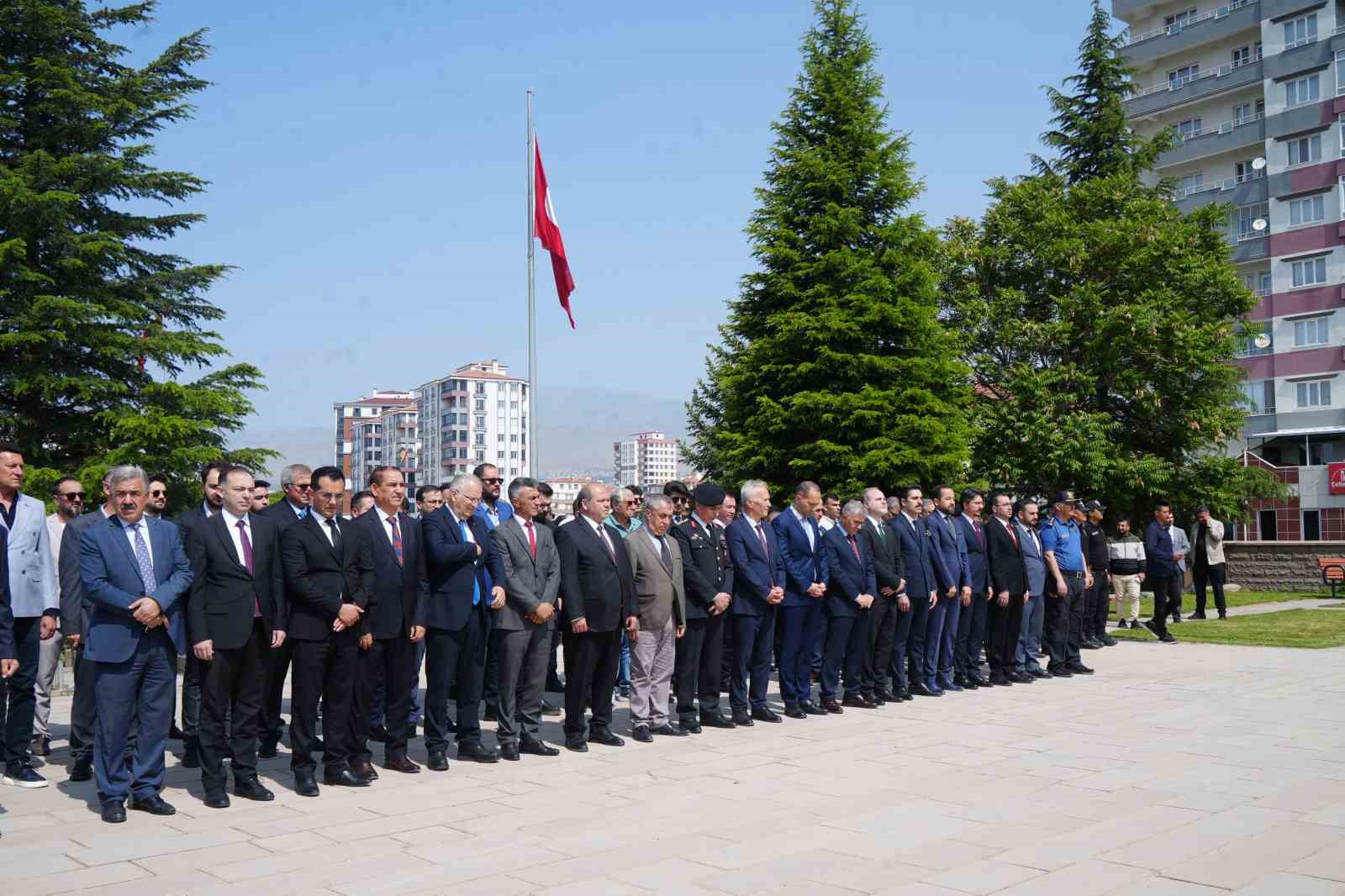 Niğde’de Kurban Arifesinde şehitlik ziyaret edildi