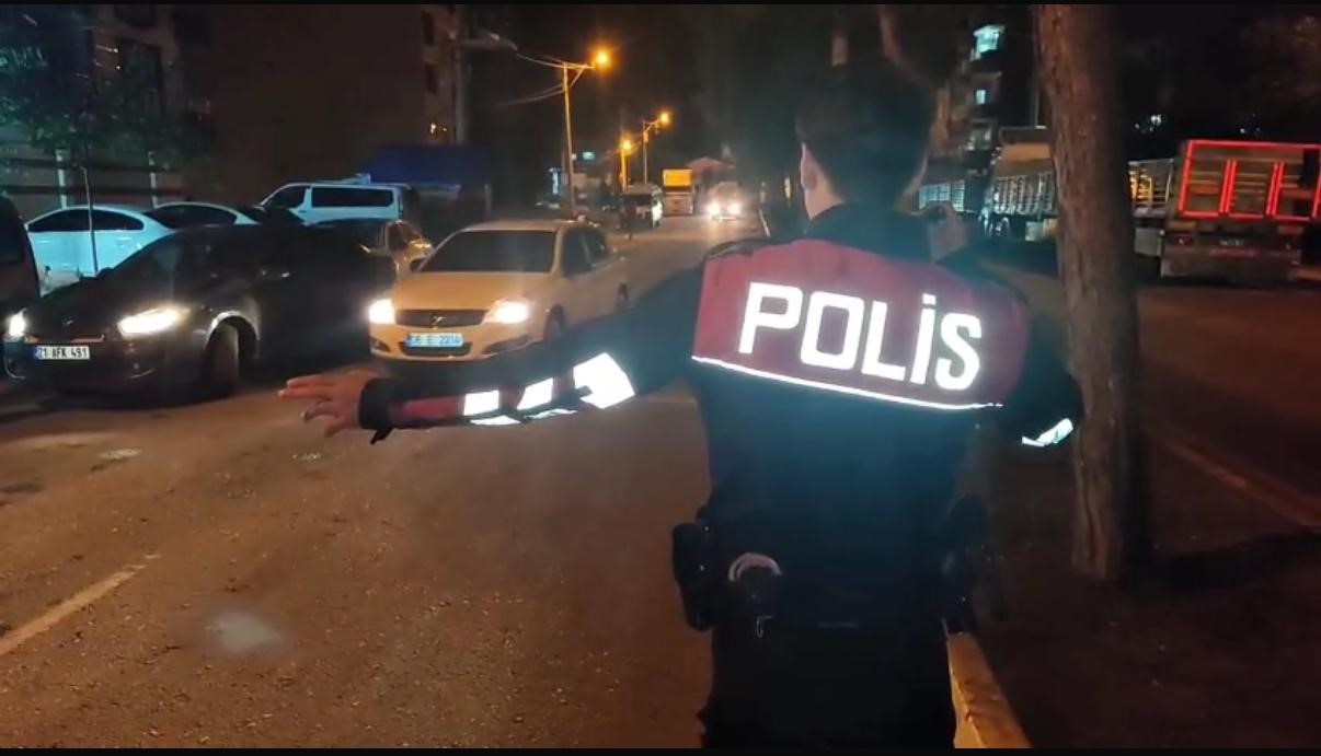 Bayram öncesi "Huzur Bismil 3" uygulamasında 5 gözaltı
