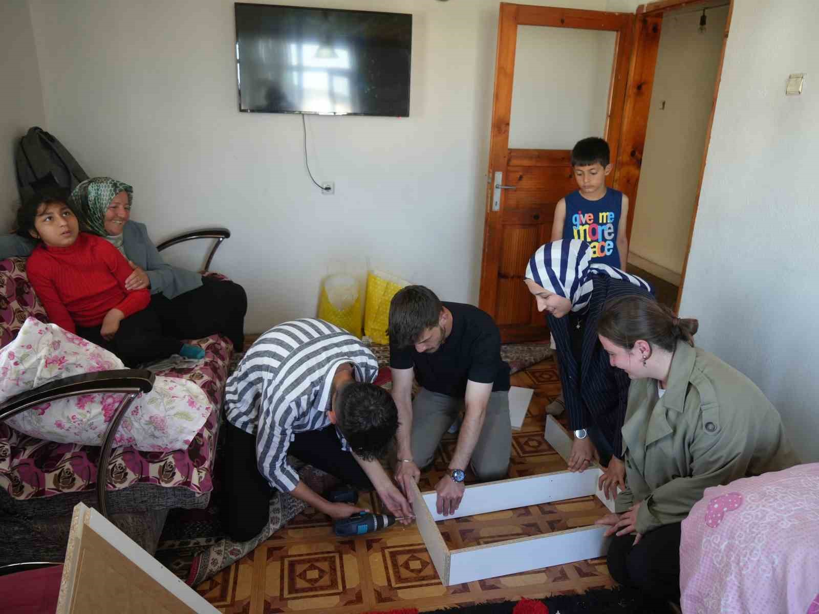 Üniversite öğrencilerinden özel bireyler ve aileleri için bayram öncesinde anlamlı proje