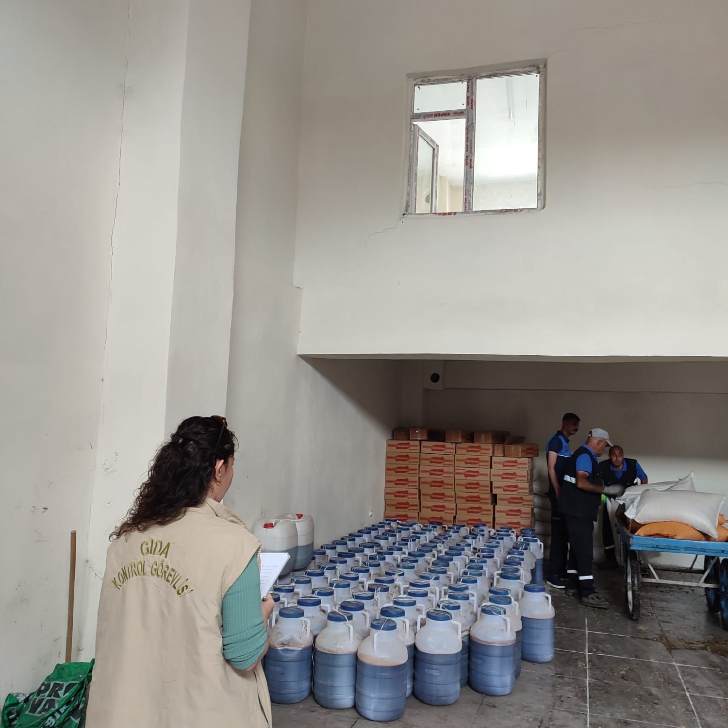 Ağrı&rsquo;da bayram denetiminde 8 ton pestil ele ge&ccedil;irildi
