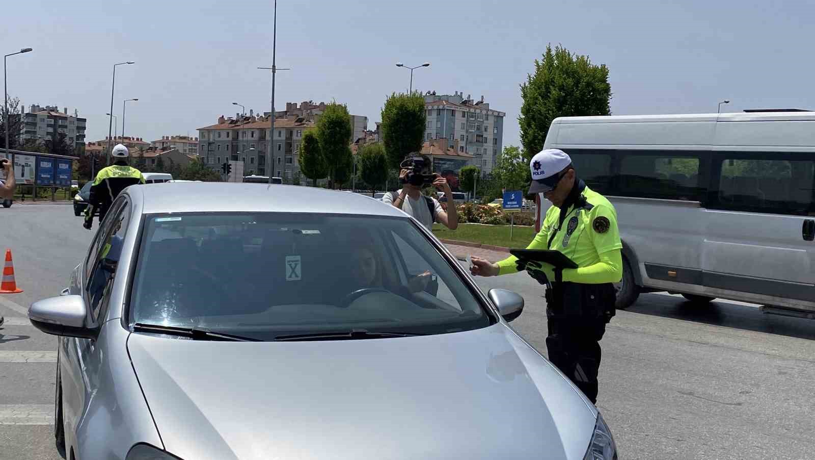Konya&rsquo;da trafik ekiplerin bayram mesaisi devam ediyor
