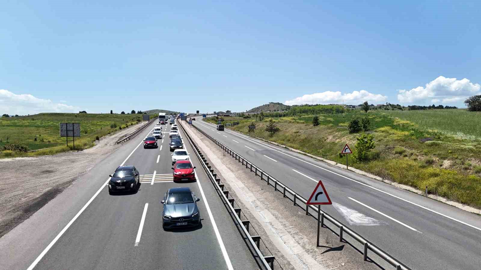 İstanbul’u Karadeniz’e bağlayan Kemikli Rampaları’nda bayram yoğunluğu başladı