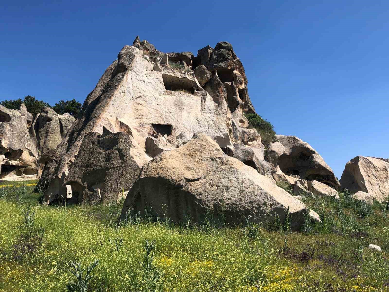 Frig Vadisi’nde dinamit patlatıldığı iddialarına Vali Yiğitbaşı açıklık getirdi: "Olay 2016 yılında doğal sebeplere bağlı bir göçük sonucu olmuştur"