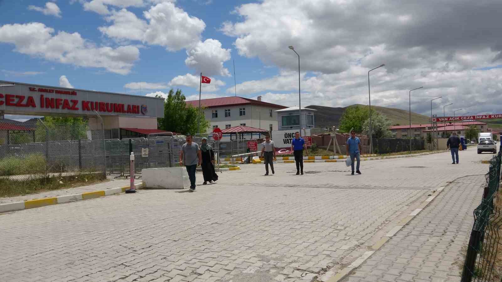 Van’daki cezaevlerinde tahliyeler başladı
