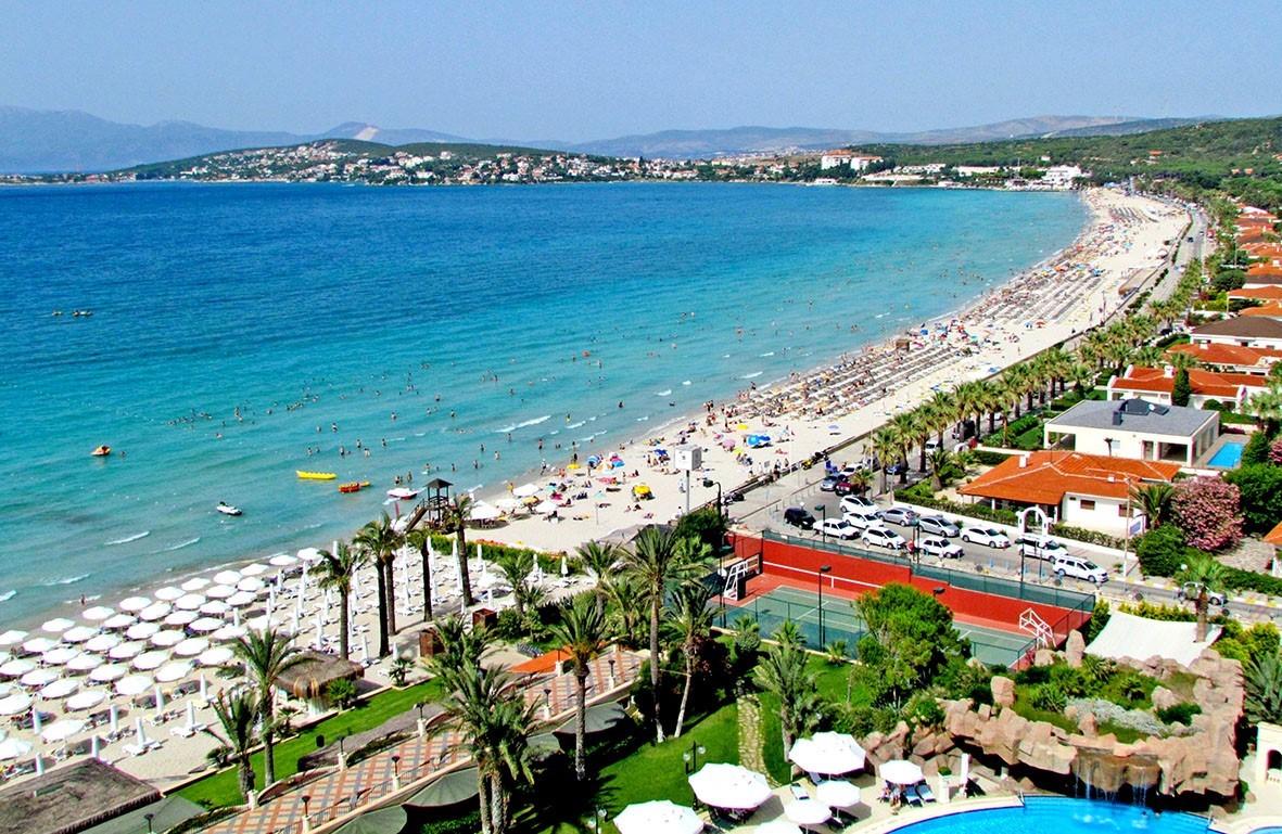 Çeşme’de otellerde doluluk yüzde 75’i aştı