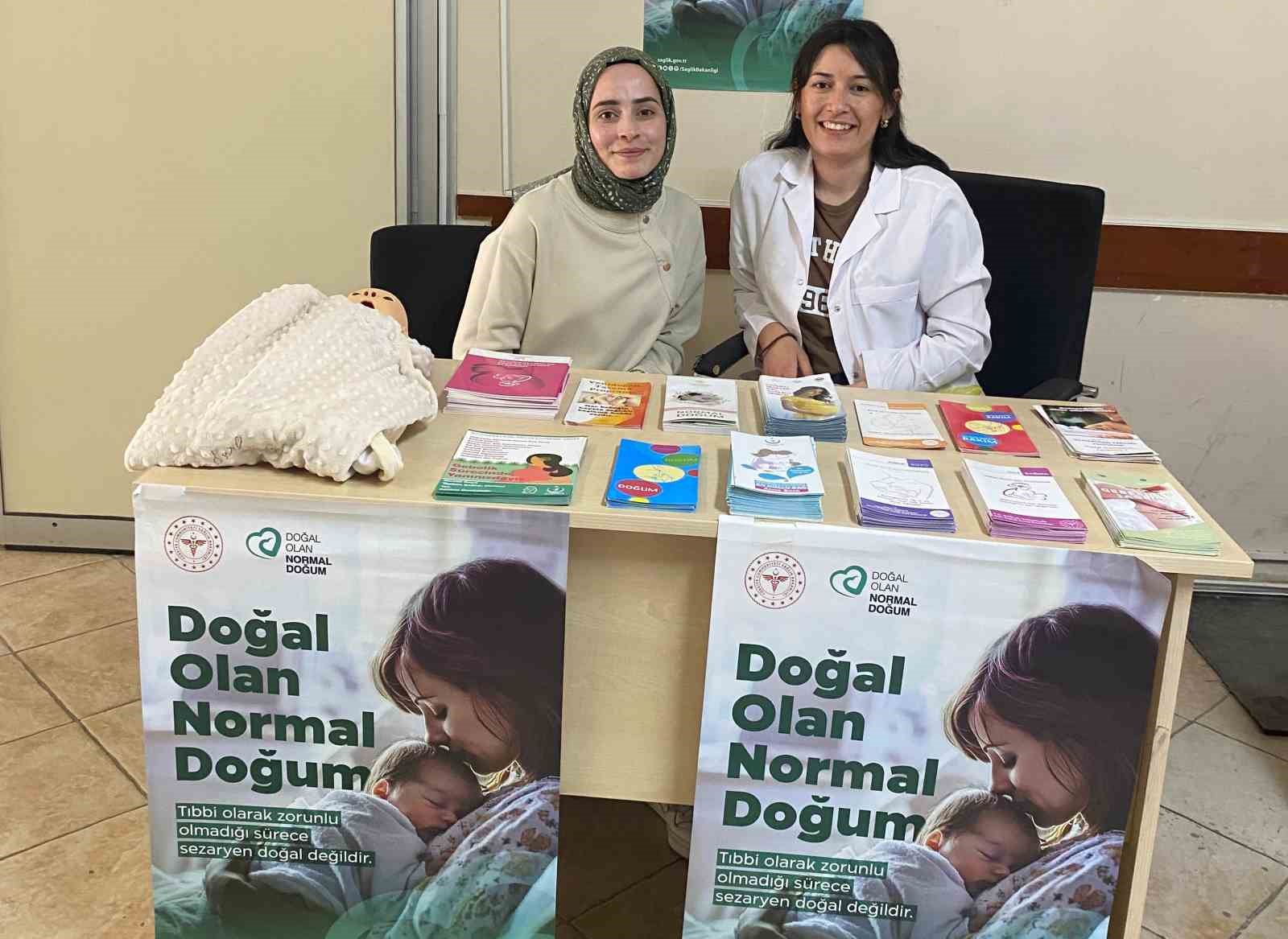 Hisarcık İlçe Devlet Hastanesi’nde "Doğal Olan Normal Doğum" standı