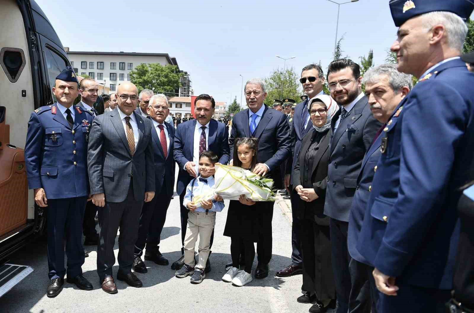 Başkan Büyükkılıç’tan anlamlı ’bayram’ ziyaretleri