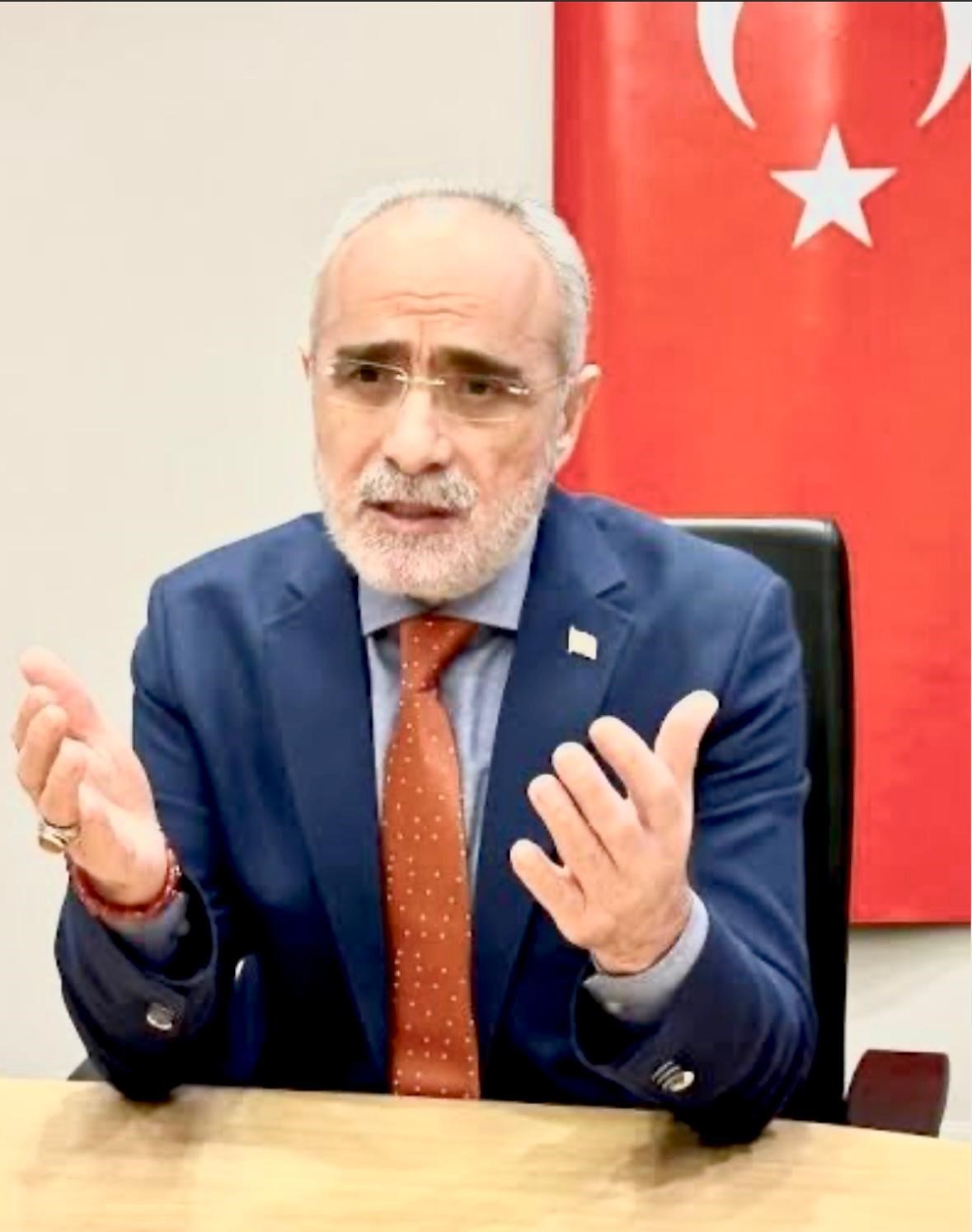 Cumhurbaşkanı Başdanışmanı Topçu: "Bayramlarımız birliğin yeniden kuvvet kazandığı müstesna günlerimizdir"