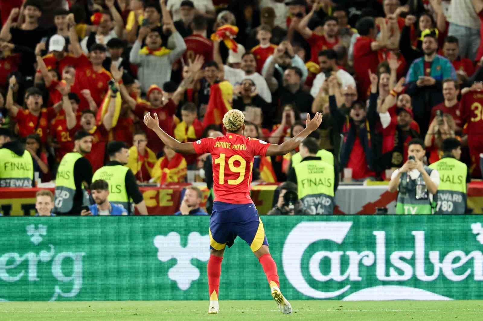 UEFA Uluslar Ligi’nde finalin adı: İspanya - Portekiz