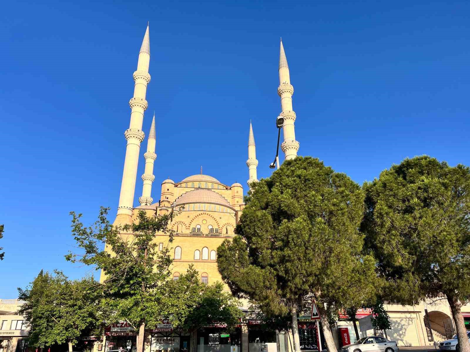 Kahramanmaraş’ta bayram namazı coşkusu
