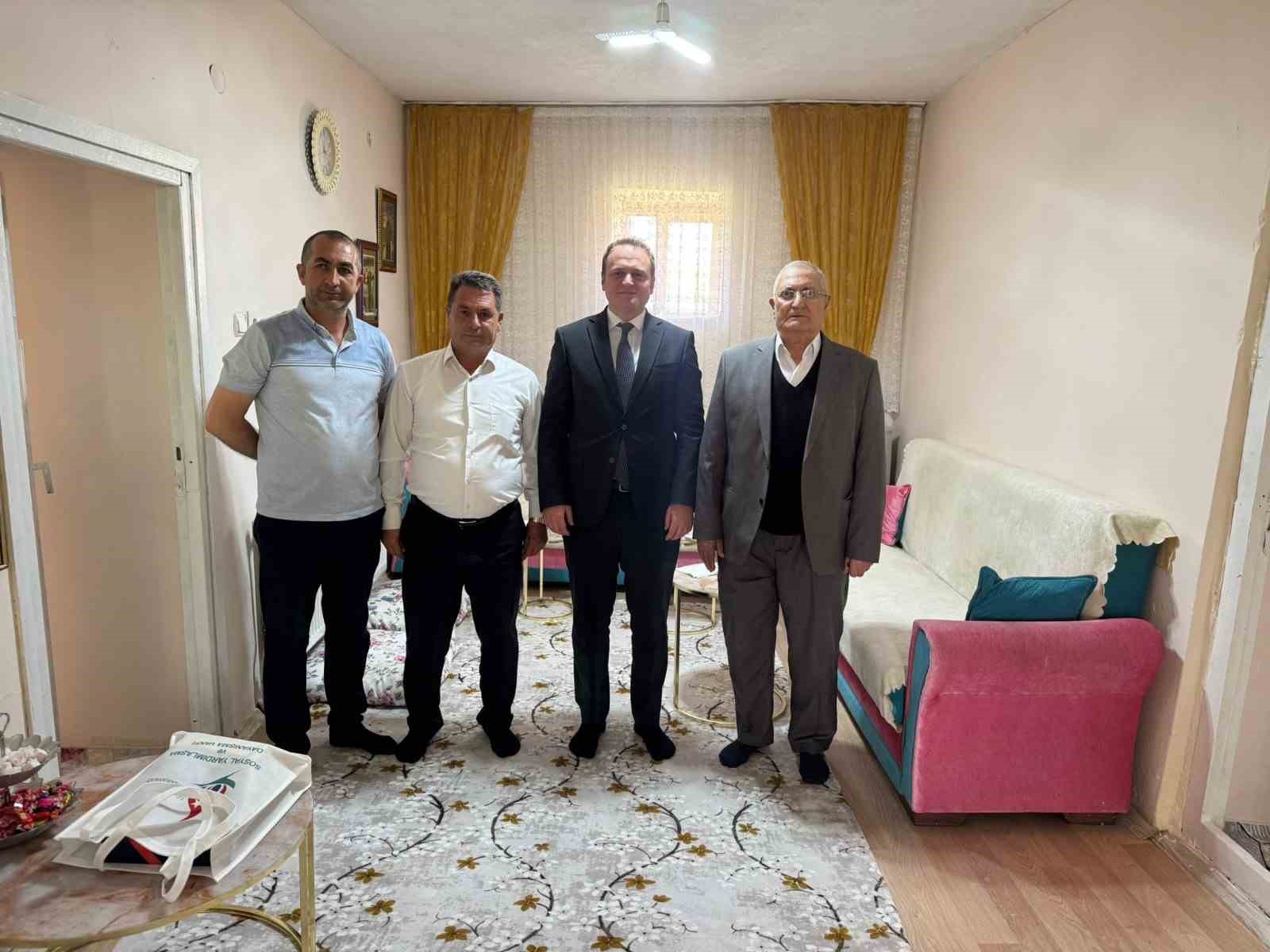 Kaymakam Koşansu’dan şehit aileleri ve gazilere bayram ziyareti
