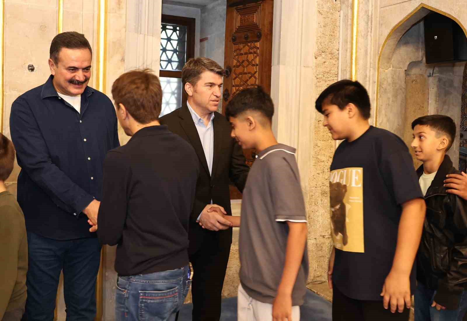 Sultan II. Bayezid Camii’nde bayram namazı kılındı