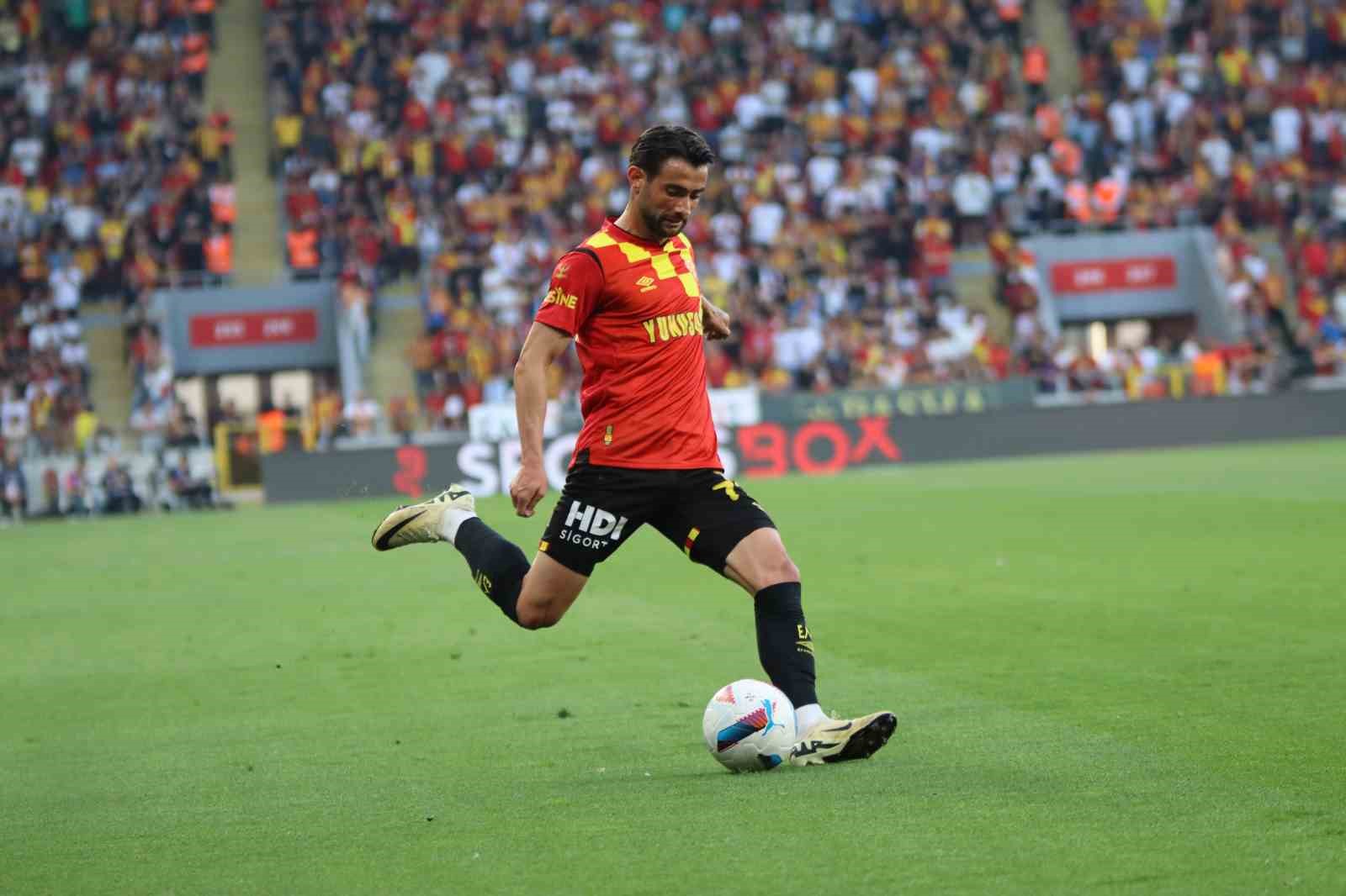 Göztepe, Ogün Bayrak’ın sözleşmesini uzattı