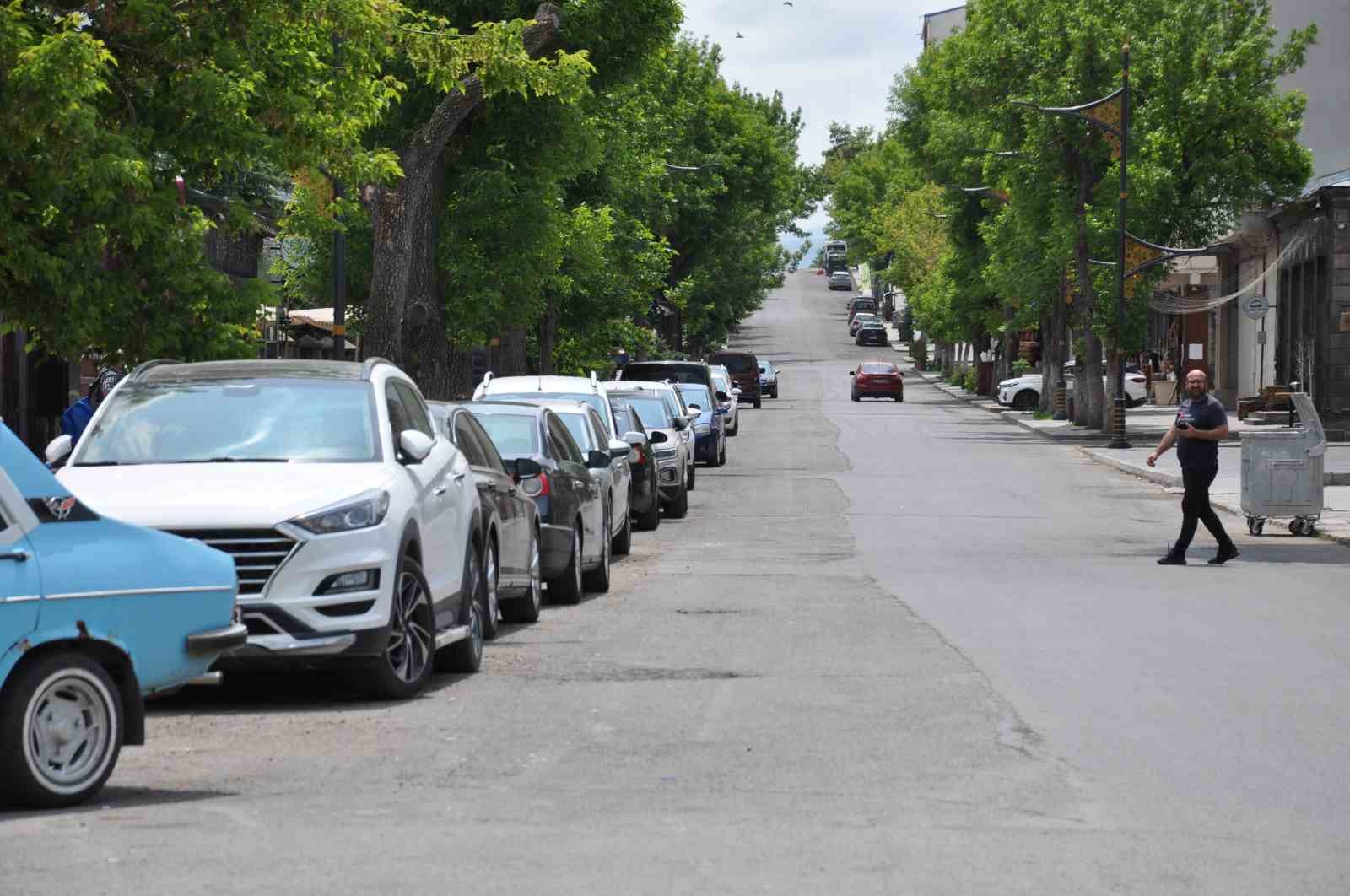 Kars’ta sokaklar boş kaldı