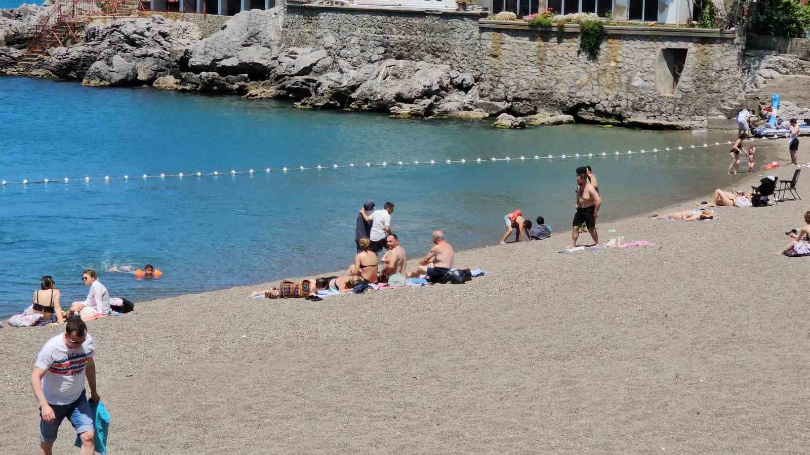 Bayramın tadını denizde çıkardılar