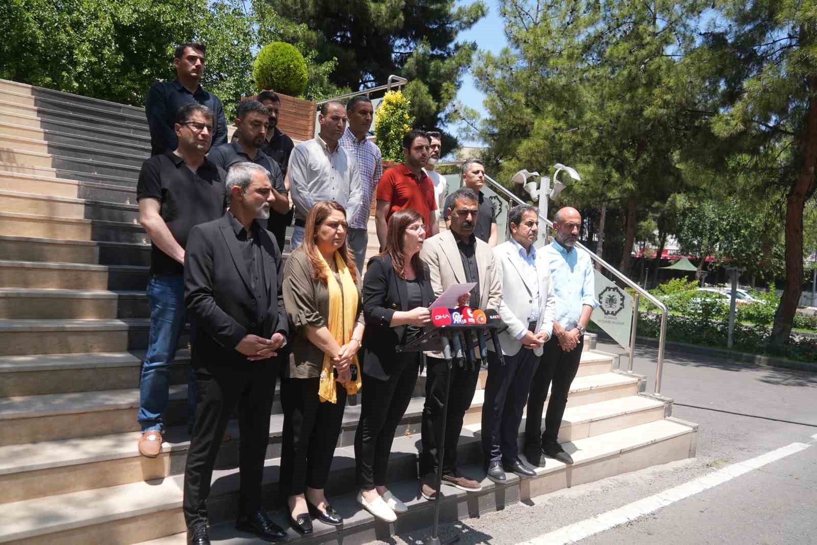 Diyarbakır B&uuml;y&uuml;kşehir Belediye Başkanı K&uuml;&ccedil;&uuml;k&rsquo;ten 4 kişinin hayatını kaybettiği yangına ilişkin a&ccedil;ıklama
