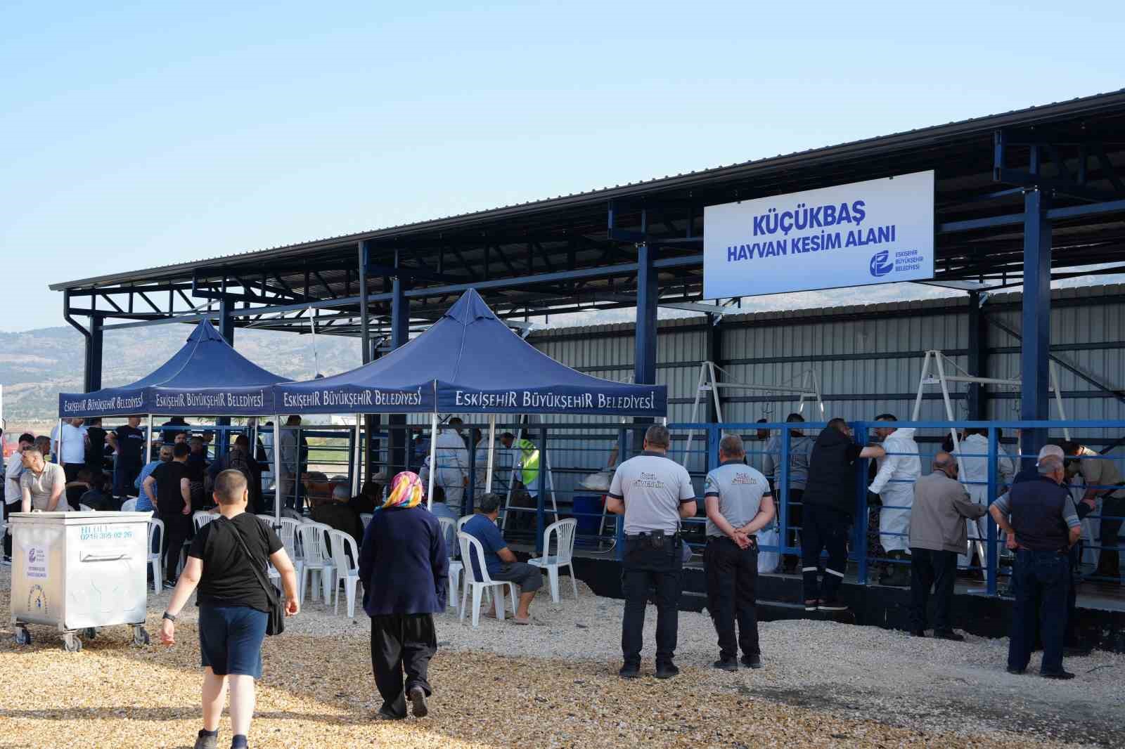 Büyükşehir Hayvan Pazarı’nda ilk defa kesim hizmeti sunuldu
