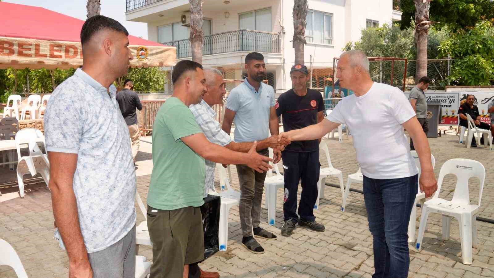 &Ouml;z&ccedil;elik: &rsquo;&rsquo;Vatandaşlarımızın huzur i&ccedil;inde ibadetlerini yerine getirmesi bizim i&ccedil;in &ccedil;ok &ouml;nemli&rsquo;&rsquo;
