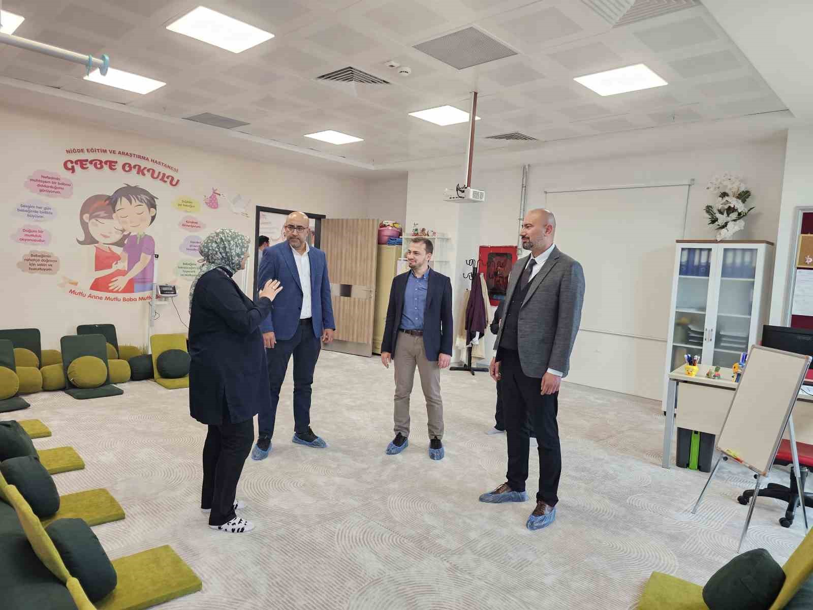 Niğde Eğitim ve Araştırma Hastanesinde ’Her Gebeye Bir Ebe’ uygulaması başladı
