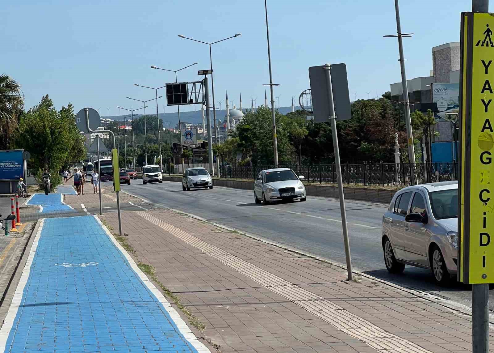 Gökçeada 5.2 büyüklüğünde deprem
