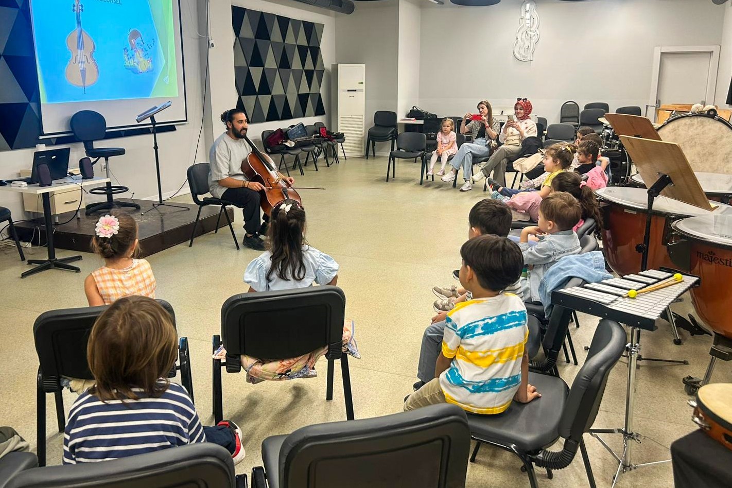 Bu yıl 277 &ccedil;ocuk enstr&uuml;manları tanıdı
