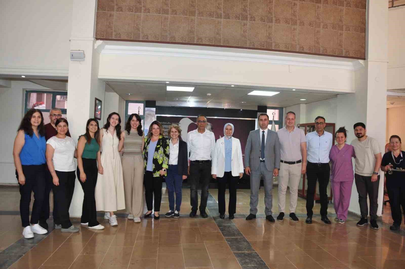 Aydın Devlet Hastanesi&rsquo;nde bayramlaşma t&ouml;reni d&uuml;zenlendi
