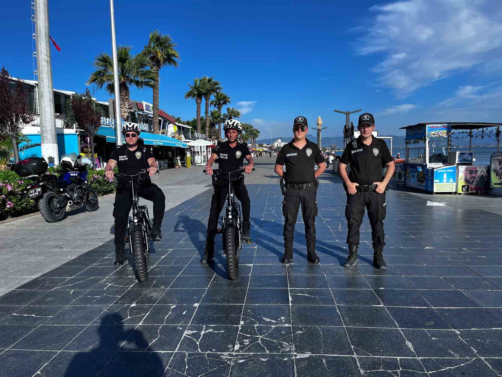 Edremit’te bayram ve yaz tedbirleri kapsamında Martı Timleri görevde