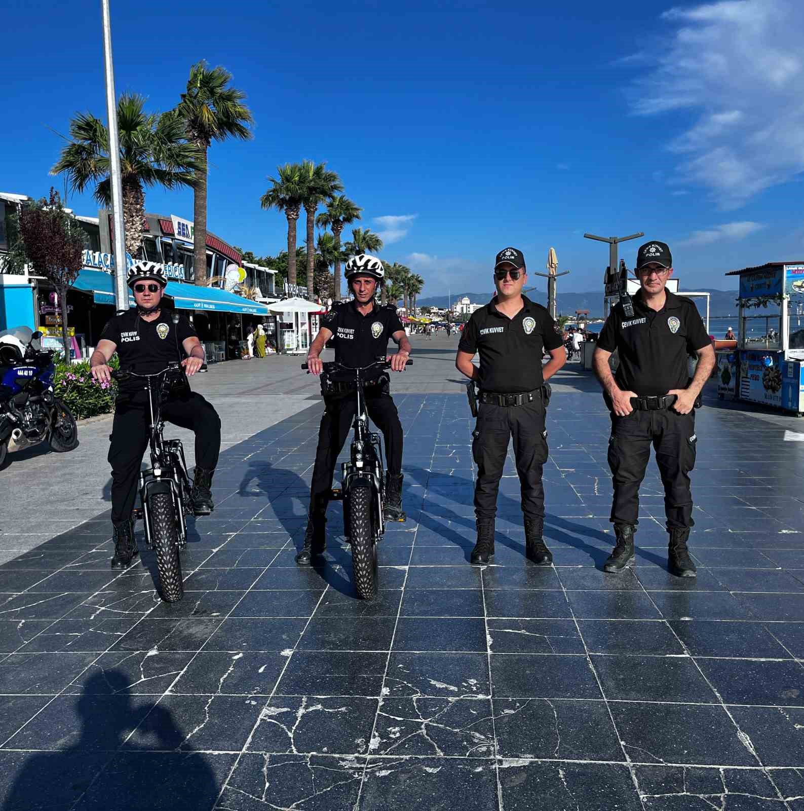 Edremit&rsquo;te bayram ve yaz tedbirleri kapsamında Martı Timleri g&ouml;revde
