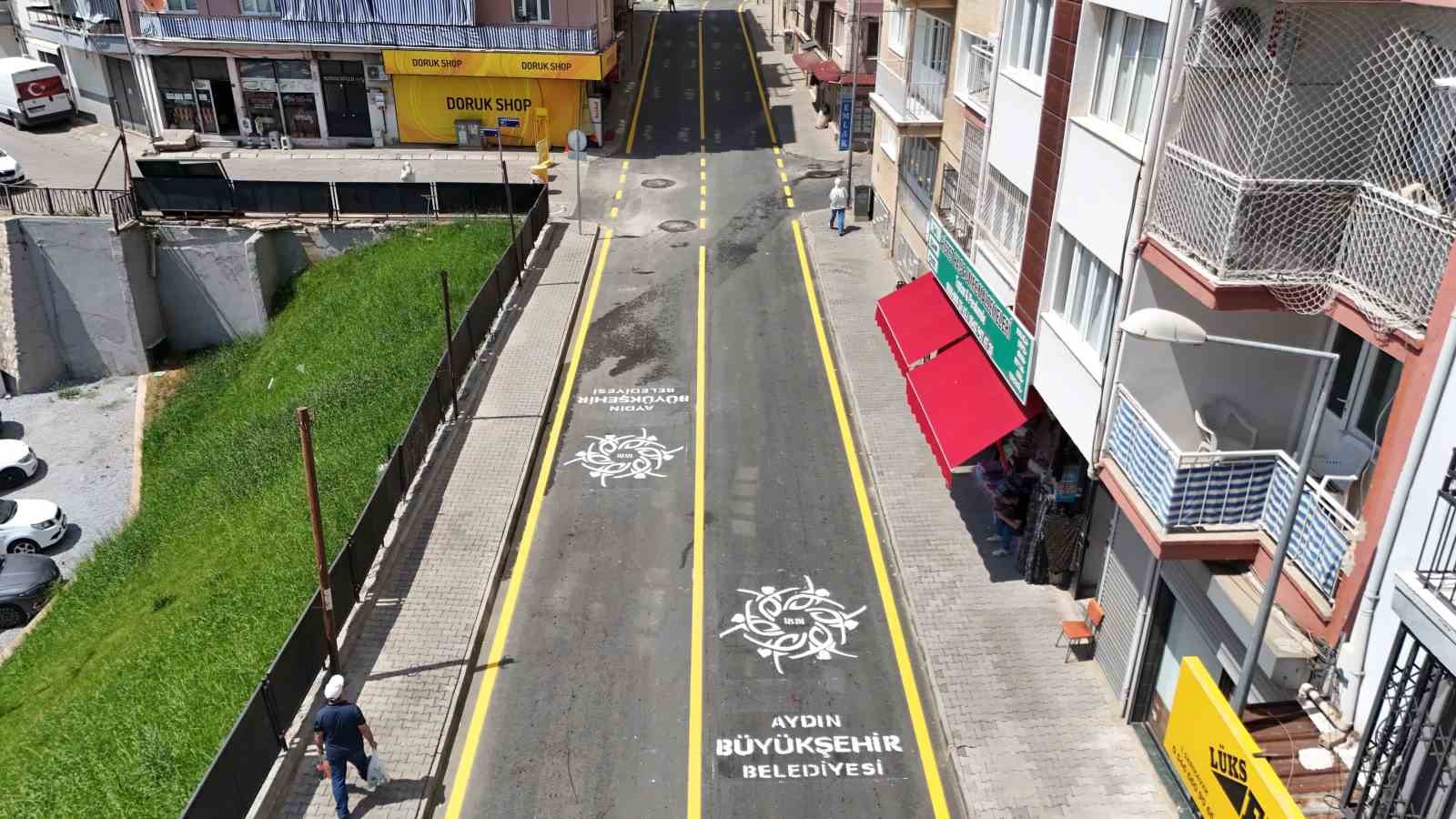 Aydın Büyükşehir Belediyesi’nin yol çalışmaları hız kesmeden sürüyor