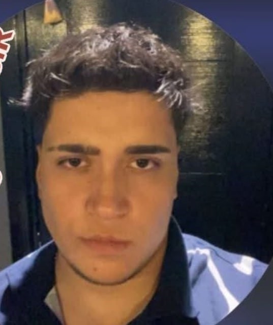 Otomobilin &ccedil;arptığı motokurye son yolculuğuna uğurlandı
