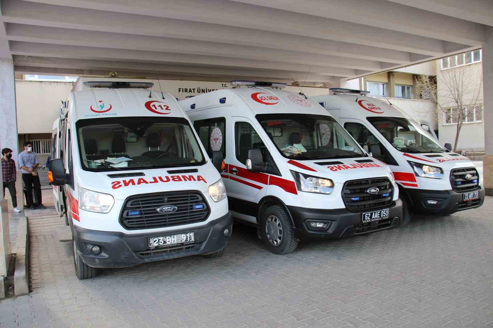 Elazığ&rsquo;da 100 acemi kasap hastanelik oldu
