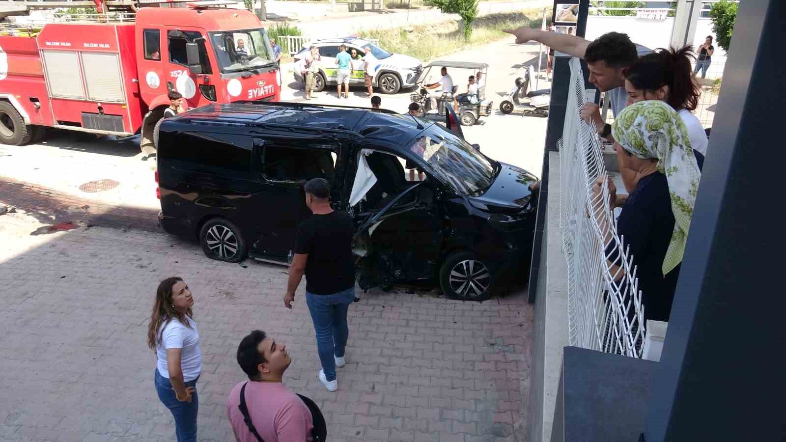 Irak&rsquo;tan tatile gelen aileye kaza şoku: 3 yaralı
